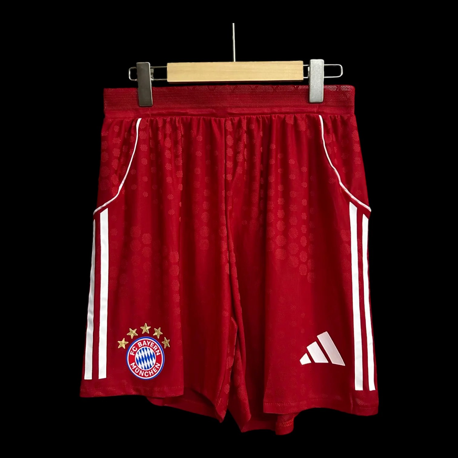 Acheter Bayern Munich Short Domicile 2526 - Maillot pas cher